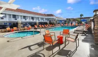 Tropicana Inn and Suites - Family
