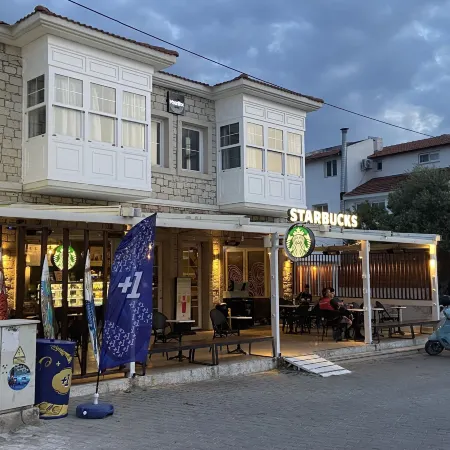 Alacati Moonbox Hotel