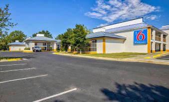 Motel 6 Ashland, VA