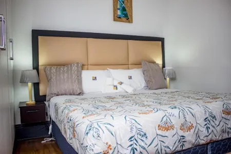 18 on Sherlock Отели в г. Порт-Элизабет