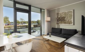 Waveboard Hotel & Boardinghouse