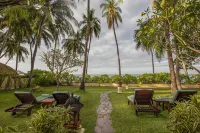 Alam Anda Ocean Front Resort & Spa Hotel berhampiran Pantai Bembeng