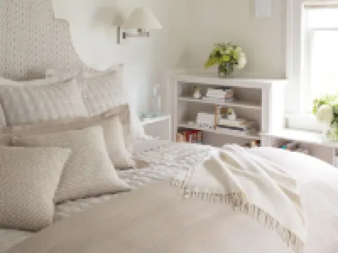 33 Main Hotels in Lenox