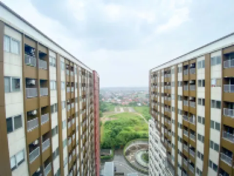 Well Furnished and Cozy Studio at LRT City Jatibening Apartment