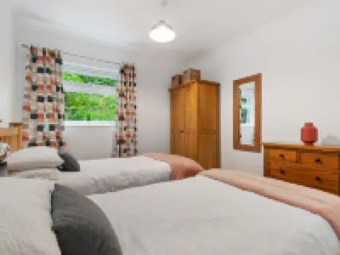 セント ヘレンズ  アパートメント 2  - ショート ウォーク トゥ ビーチ アムロスのホテル