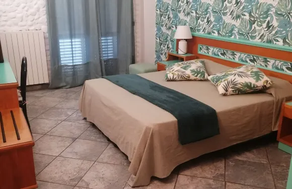 伊斯佩麗雅酒店