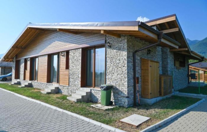 Villa Sofayla w Jacuzzi Near the Pirin Golf Resort