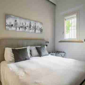 Residence Rizzoli-Suites Apartments Rooms