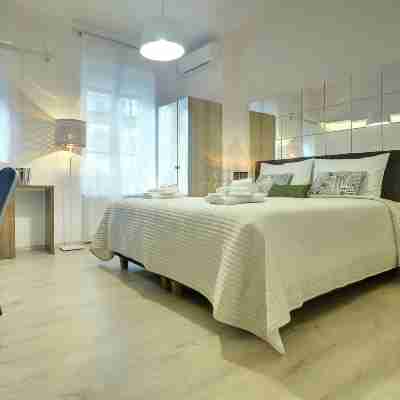 D&A Center Apartments with Free Parking Rooms