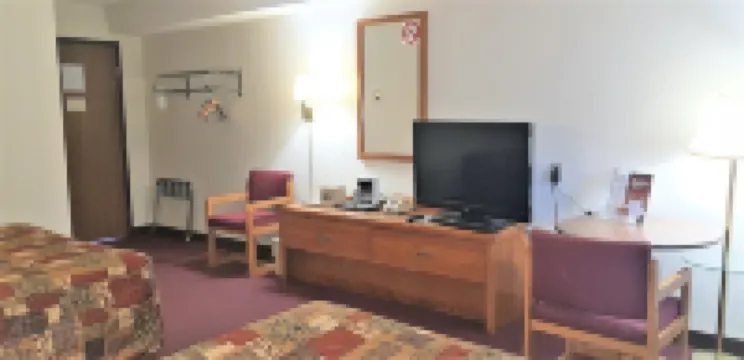 AmeriVu Inn & Suites-Avon