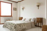 凱沃爾廣場湖景飯店 Brico io附近的飯店