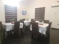 Hallmark Suites - Abeokuta - Bữa sáng