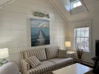 New to Vrbo! Cozy Cottage for Summer Rental