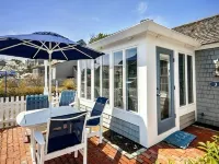 Maushop - Perfect for your Vacation Hotels in Mashpee