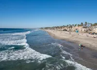 Family Beach  home just 10 minutes to LEGOLAND® California- 3 minutes to BEACH