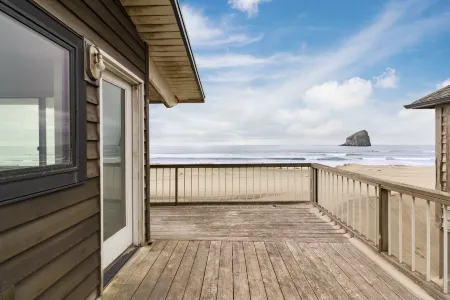 Ocean-Facing Deck and Game Room - Breathtaking Coastal Retreat