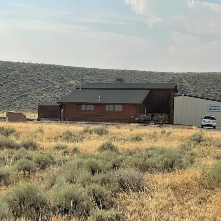 4-bedroom apartment right across from rodeo in cody - or rent the whole lodge!
