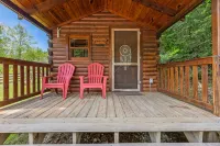 WiFi - Dreamcatcher - Glamping Tiny Cabin in Red River Gorge, Kentucky! Hotels in Beattyville