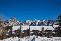Deck with Stunning Aspen Views and Cozy Fireplace - Charming Mountain Retreat