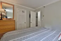 Gas Fireplace and Entertainment Options Await You - Cozy Retreat Hotels in Killington