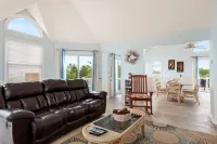 Oceanside Pool and Outdoor Oasis - Unique Beach House Retreat