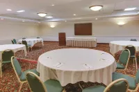 La Quinta Inn & Suites by Wyndham Boston-Andover Hotels in Tewksbury