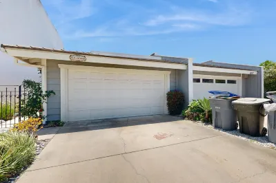 Harborside home in Oxnard with short walk to beach - bring your boat