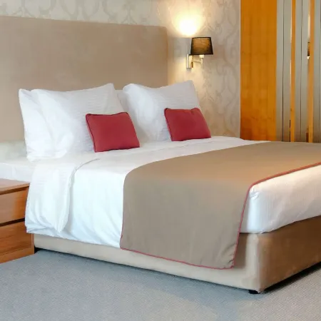 Ramada Hotel & Suites by Wyndham Erbil 32 Park