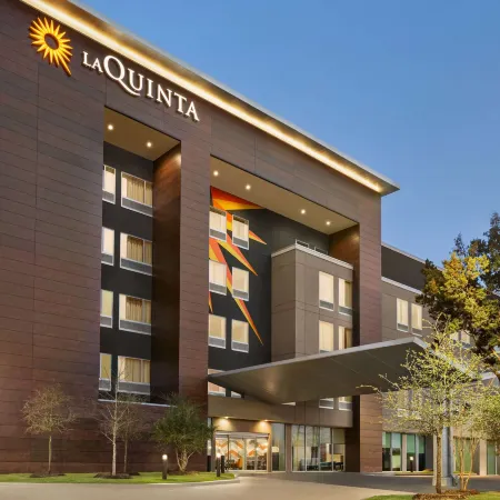 La Quinta Inn & Suites by Wyndham Austin South