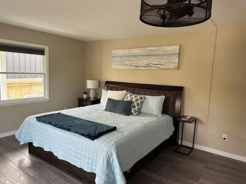 Located in the heart of Downtown Saugatuck Hotel a Saugatuck