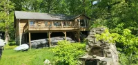 Charming 2-bedroom cabin with a stunning view - 4-Star