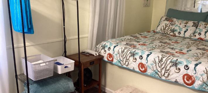Cute Cottage, Pet Friendly- Near Public Beach . Hotels in Mobile County