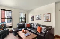 Cozy Fireplace and Ski Locker - Charming Telluride Basecamp