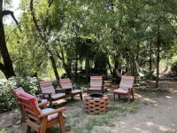 Unique Treehouse on Large Private Pond with Your Own Private Pier. Too Cool!