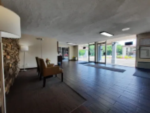 Americas Best Value Inn Moline Hotels in Moline