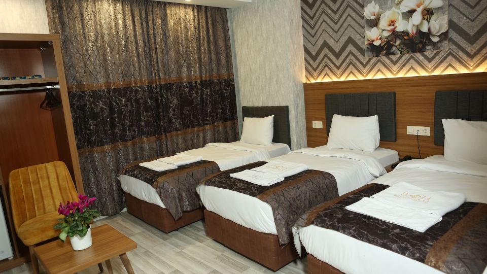 BIANCA Deluxe Hotel Van