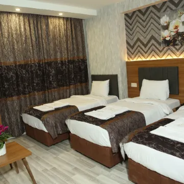 BIANCA Deluxe Hotel Van