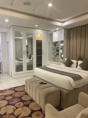 The Palms Hotel