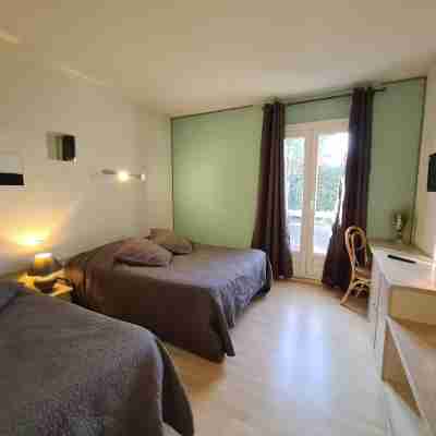 Logis Hotel Restaurant Le Mas de l'Olivier Rooms