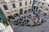 Art and Comfort Near Lomellini Street by Wonderful Italy - شقق