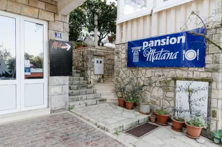 Guest House Matana Pomena Отели в г. Помена