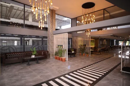 Grand ÇAKIROĞLU Hotel