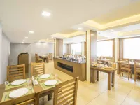 Sidra Pristine Hotel and Portico Halls โรงแรมในโคจิ