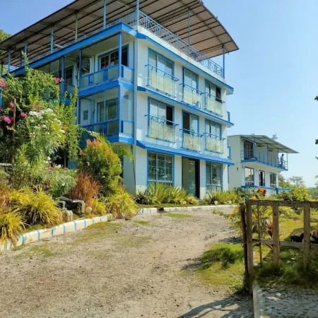 Sea Breeze Beach Resort Murud