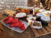 Beit Riyad - breakfast