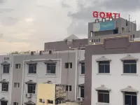ホテル ゴムティ デブブホミ・ドワーカのホテル
