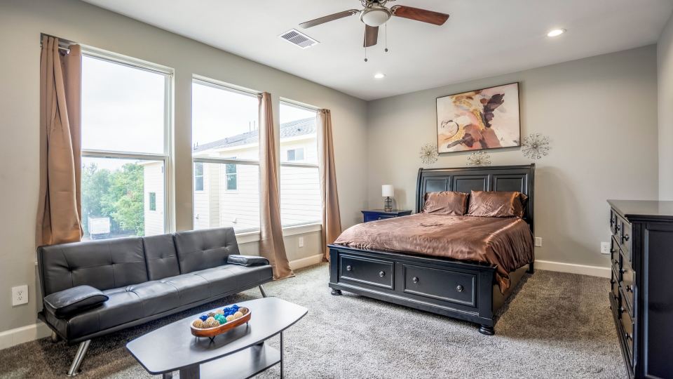 The Vibe 3Bd X 4b I Downtown l Med Center I NRG Stad l Free Parking