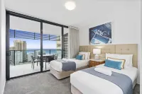 Oracle Resort Broadbeach - Gclr Hotels in Broadbeach