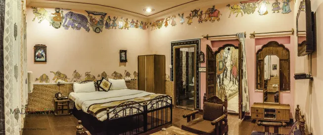 Madpackers Pushkar