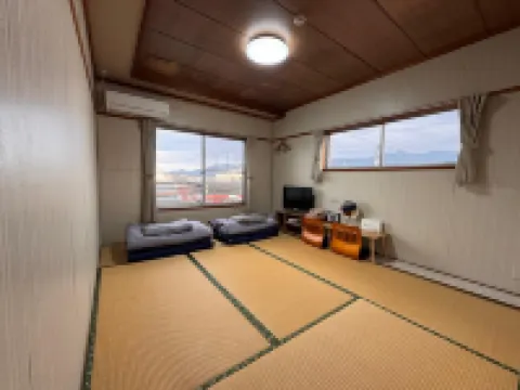 HOSTEL OE 吉野川市のホテル